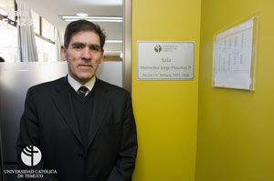 Sala Monseñor Jorge Hourtón fue inaugurada en Facultad de Ciencias Jurídicas