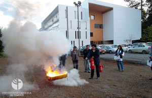 "Uso y Manejo de Extintor" es el nombre del curso que dio inicio al Programa de Capacitación 2012