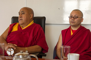 Lamas Tibetanos realizaron un diálogo intercultural con académicos de nuestra Universidad