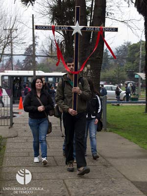 "Cruz Misionera" visitó campus San Francisco