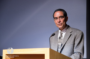 Dr. Montenegro, experto de USA en educación pública, dictó conferencia en la UC Temuco