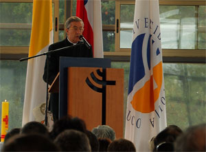Secretario de Congregación para la Educación Católica del Vaticano, dictó conferencia en inauguración del Año Académico