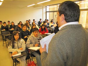 Facultad de Ingeniería apoya educación de estudiantes de colegios y liceos