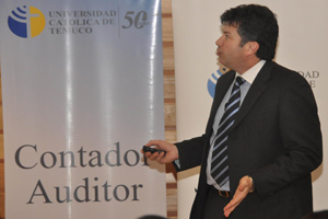 Carrera de Contador Auditor celebró aniversario con clase magistral