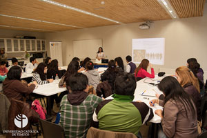 Futuros docentes de la UC Temuco actualizaron conocimientos pedagógicos en seminario de Salud Sexual y Reproductiva