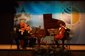 Música clásica de la camerata de la U. de Heidelberg deleita a la comunidad temuquense