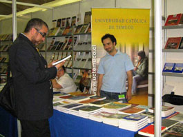 Editorial en Feria del Libro