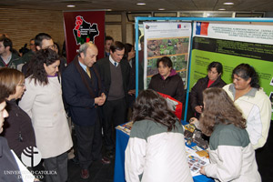 Programas de innovación de FIA se exhibieron en UC Temuco