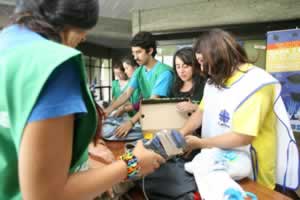 Ayuda a damnificados del terremoto ya está siendo repartida gracias al admirable compromiso de nuestros estudiantes