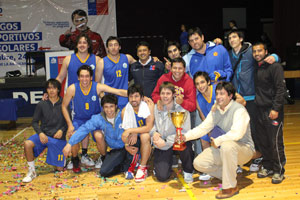 UC Temuco se coronó campeón regional en básquetbol de la Liga Deportiva de la Educación Superior y disputará final nacional