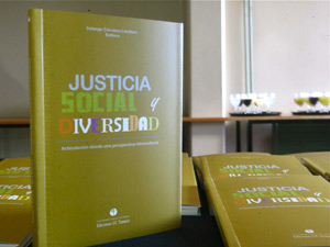 Escuela de Trabajo Social Presenta libro Justicia Social y Diversidad