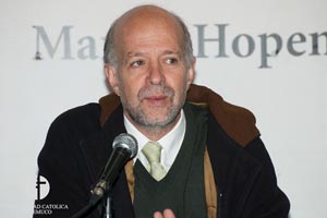 Martín Hopenhayn inauguró año académico de Antropología