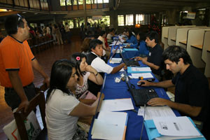 Con un aumento del 45% en las postulaciones efectivas a nuestra Universidad comenzó proceso de matrícula 2009