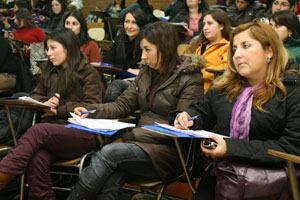 Educadoras de párvulo se preparan para evaluación nacional en la UC Temuco