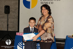 10 niños fueron premiados en la 2° versión del concurso de artes "Pinto el Aula, Pinto mi Mundo"
