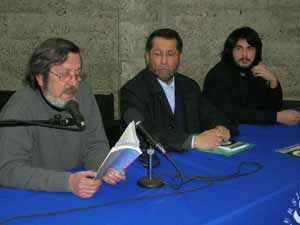 Escritores temuquenses presentan sus libros en la UC Temuco