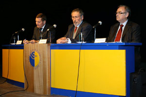 Destacados investigadores de AgroParisTech dictaron conferencia en la Universidad Católica de Temuco